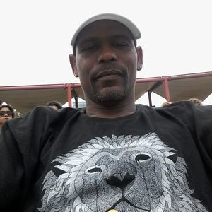 Meet your Posher, Troy